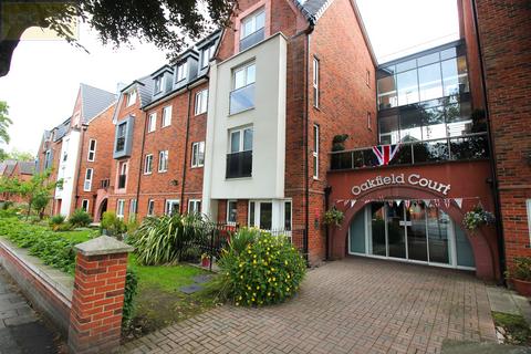 1 bedroom ground floor flat for sale, Oakfield Court, Urmston
