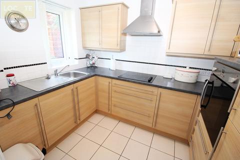 1 bedroom ground floor flat for sale, Oakfield Court, Urmston