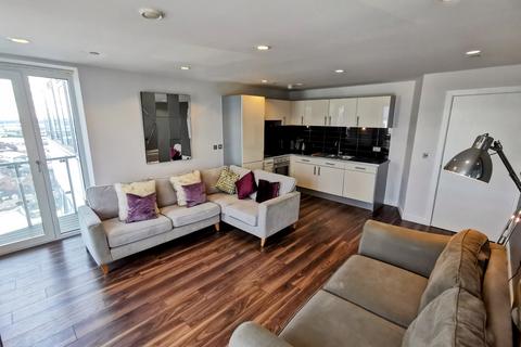 3 bedroom apartment to rent, The Heart, Blue, Media City Uk, Salford, Lancashire, M50