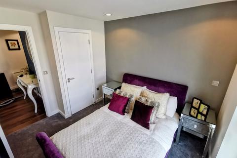 3 bedroom apartment to rent, The Heart, Blue, Media City Uk, Salford, Lancashire, M50
