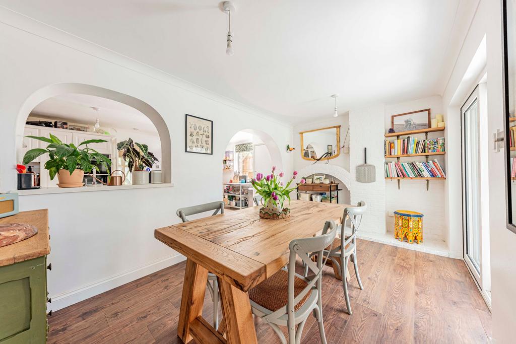 Dining Room (3)