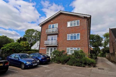 2 bedroom apartment for sale, Elm Park Road, Middlesex HA5