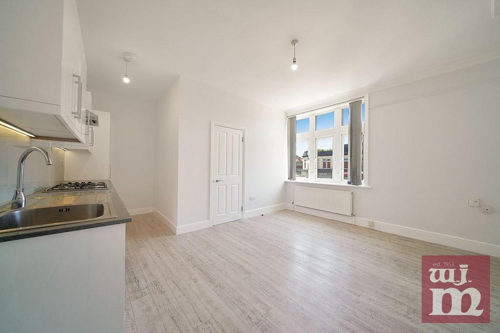 Kitchen/ Reception