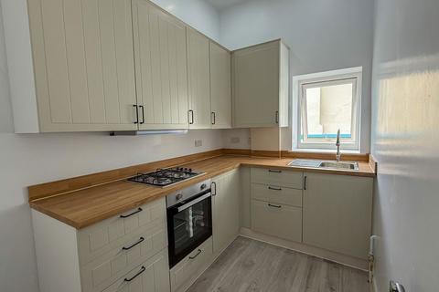 1 bedroom apartment to rent, Barton Villas, Dawlish, EX7 9QJ