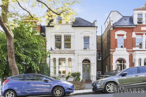 2 bedroom maisonette for sale, Stroud Green, London N4