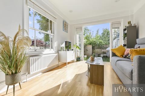 2 bedroom maisonette for sale, Stroud Green, London N4