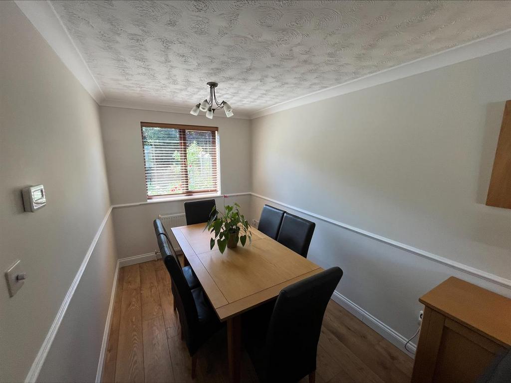 Processed-3683 B1 E7-E3 AE-4 E24-8 DBF-7 AAD345 A850 E.jpe