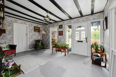 3 bedroom detached bungalow for sale, Heathfield TN21