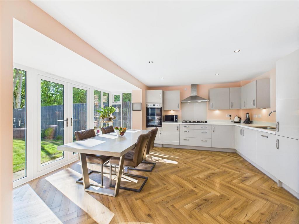 Dining Kitchen
