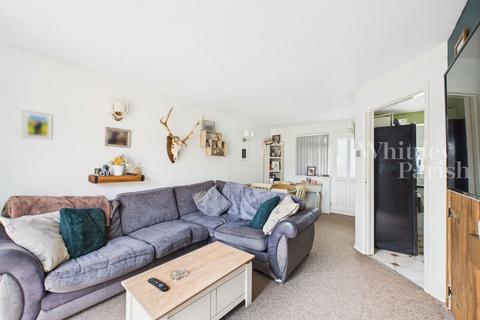 2 bedroom semi-detached house for sale, Hunt Close, Harleston