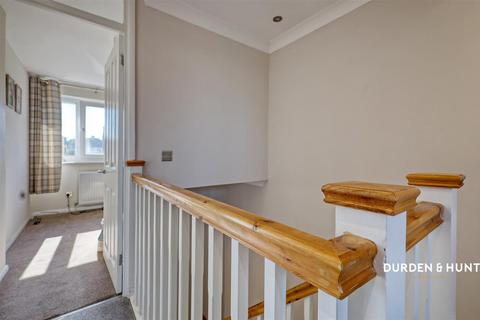39 Adelaide Drive, Colchester, CO2 8UT