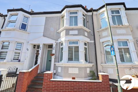 23 Holly Hill Road, Erith, DA8 1QB