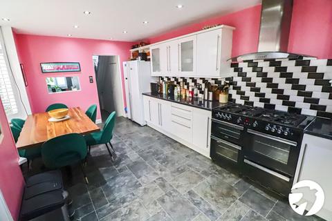 23 Holly Hill Road, Erith, DA8 1QB