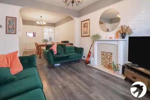 23 Holly Hill Road, Erith, DA8 1QB