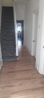 1 bedroom terraced house to rent, Grove Green Road, Leytonstone, E11