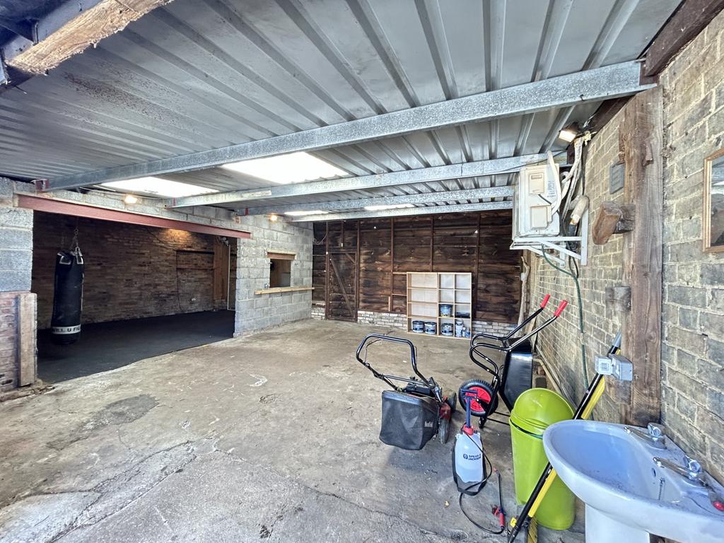 Shed 2
