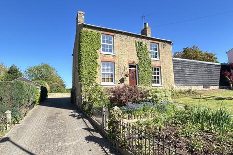 3 bedroom detached house for sale, Station Road, Haddenham, Ely, Cambridgeshire