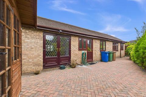 4 bedroom detached bungalow for sale, Cromwell Court, Willerby