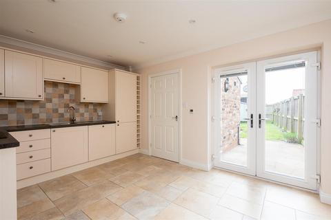 3 bedroom terraced house for sale, Dunnington, York, YO19 5PN