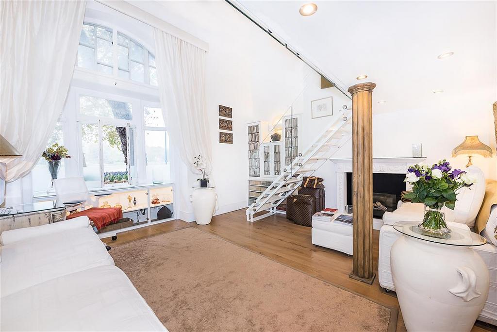 Chelsea Embankment, SW3 2 bed maisonette - £1,450,000