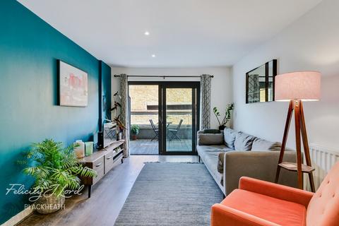 1 bedroom apartment for sale, Royal Carriage Mews, London