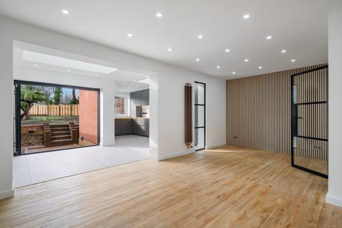 3 bedroom terraced house for sale, Seymour Villas, London, SE20
