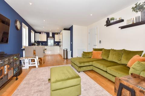 3 bedroom end of terrace house for sale, Cannon Street, Deal, Kent