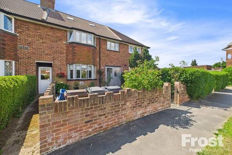 48 Viola Avenue, Feltham, TW14 0EW