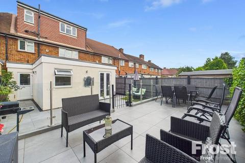 48 Viola Avenue, Feltham, TW14 0EW