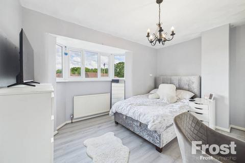 48 Viola Avenue, Feltham, TW14 0EW