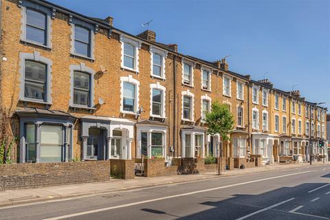 2 bedroom flat for sale, Graham Road, London
