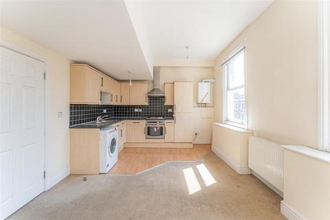 2 bedroom flat for sale, Graham Road, London