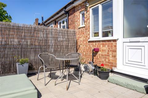 2 bedroom maisonette for sale, North Road, Lancing, West Sussex, BN15