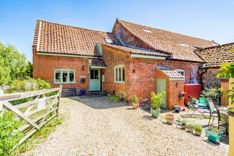 undefined, Brisley, Dereham