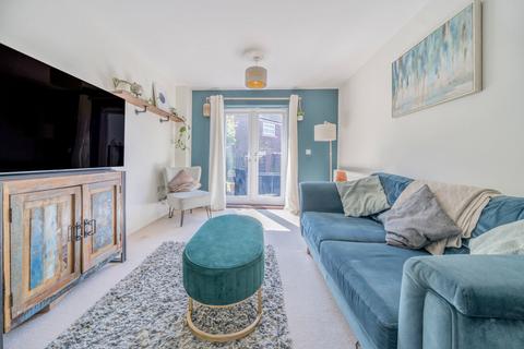 32 Dowland Close, Swindon, SN25 2GD