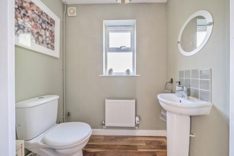 32 Dowland Close, Swindon, SN25 2GD