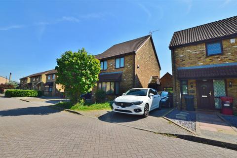 3 bedroom link detached house for sale, Amberley Road, Slough