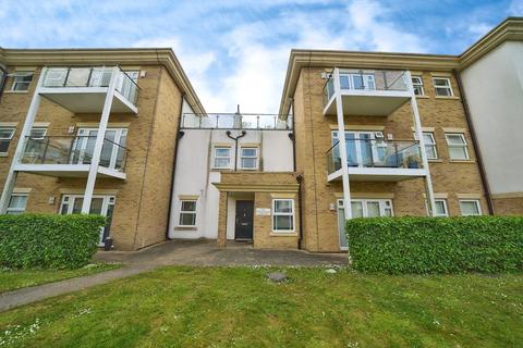 2 bedroom apartment for sale, Dyas Road, Sunbury-on-Thames TW16