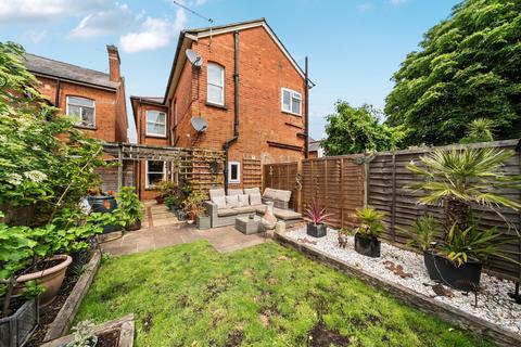 1 bedroom maisonette for sale, Martyr Road, Guildford, GU1