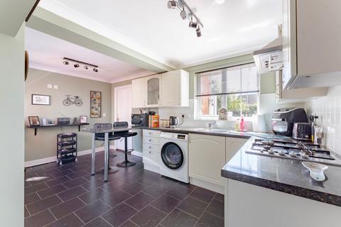 56 Anchor Way, Carlton Colville, Lowestoft, NR33 8GR