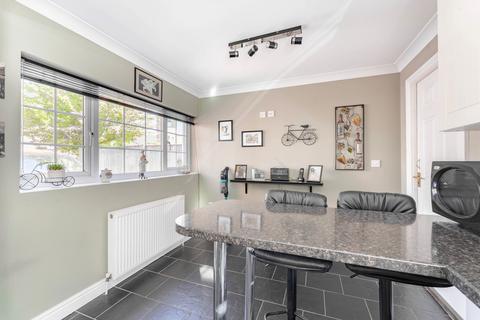56 Anchor Way, Carlton Colville, Lowestoft, NR33 8GR