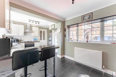 56 Anchor Way, Carlton Colville, Lowestoft, NR33 8GR