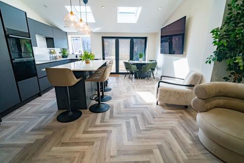 85 Maypole Lane, Birmingham, B14 5JS