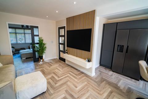 85 Maypole Lane, Birmingham, B14 5JS