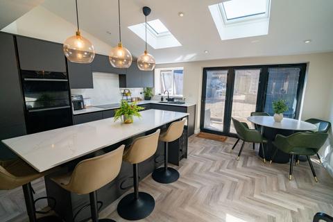 85 Maypole Lane, Birmingham, B14 5JS