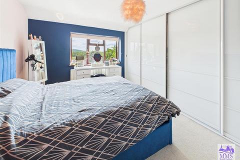 29 Lilac Road, Rochester, ME2 2LE