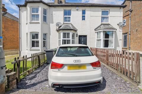 2 bedroom terraced house for sale, Amersham Road, High Wycombe HP13