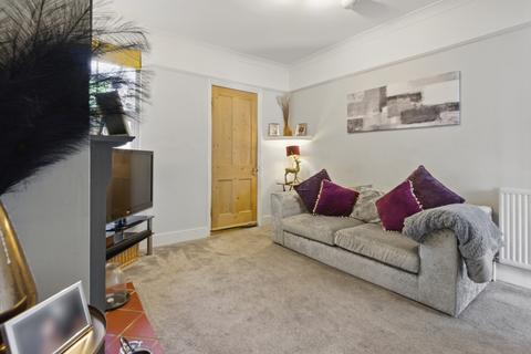2 bedroom terraced house for sale, Amersham Road, High Wycombe HP13