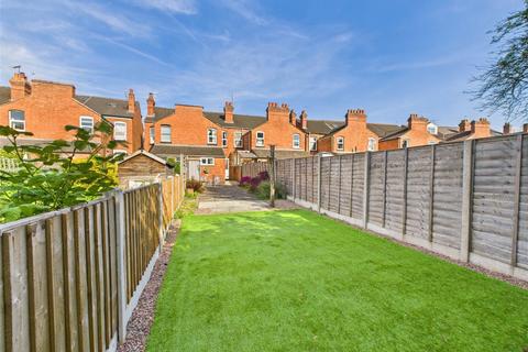 3 bedroom terraced house for sale, Wylds Lane, Worcester, Worcestershire, WR5