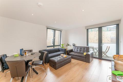 2 bedroom flat for sale, Annabel Close, London